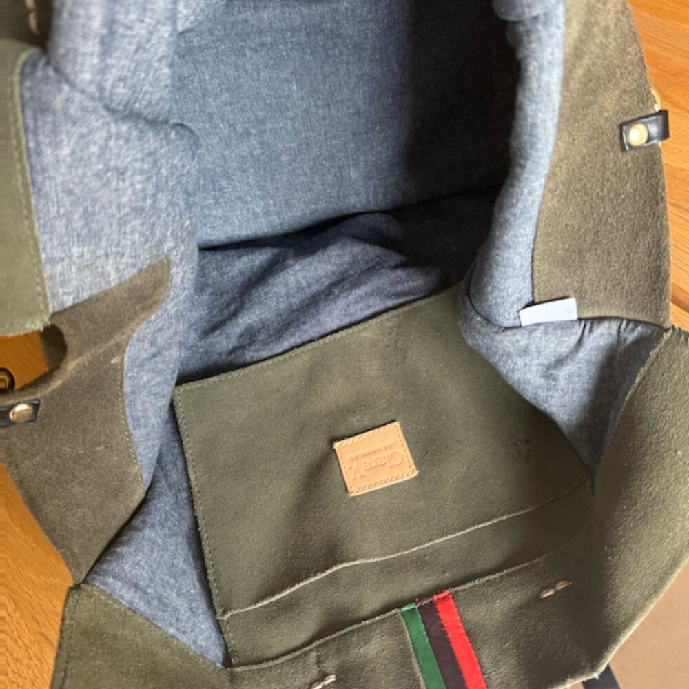 - Clare V. Simple Stripe Suede ToteCLARE V. Olive Army Green - Picture 10 of 11